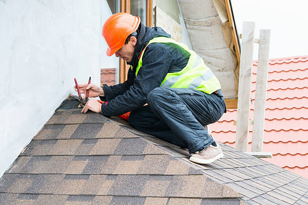 Best Roof Gutter Cleaning  in Dunes City, OR